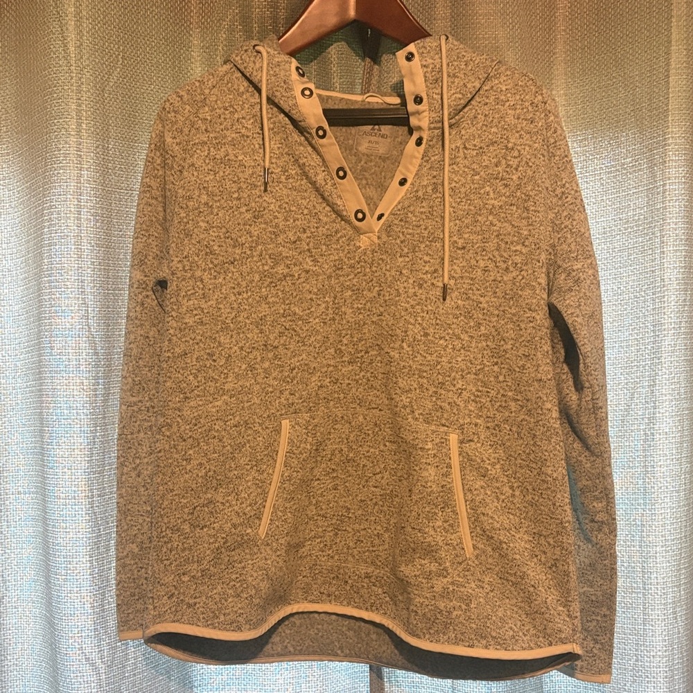 Ascend White and Gray Quartered Buttoned Hoodie